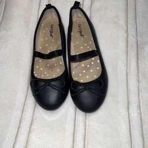 Ballet flats